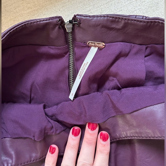 Free people modern femme vegan leather mini skirt size 0 - Picture 3 of 4